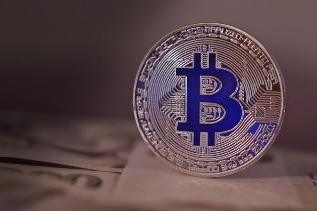 比特币硬分叉是什么意思(如果比特币分叉最大的风险是什么)