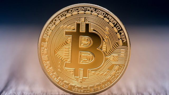 比特币32位(1个比特币要挖多久)