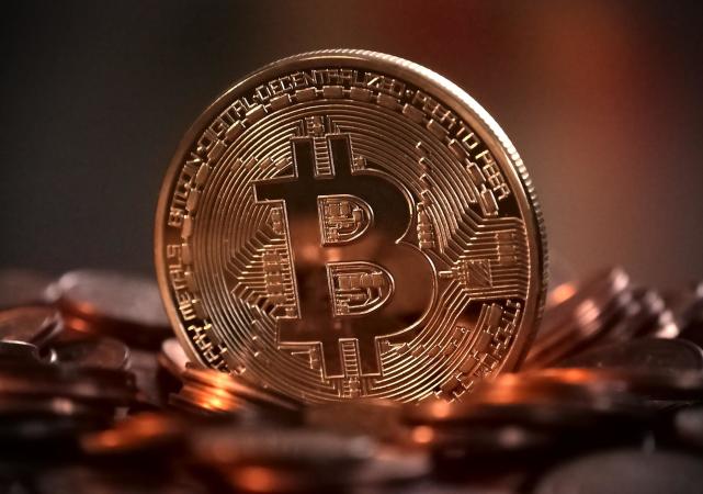 比特币与经济危机的关系(比特币与经济危机的关系是什么)